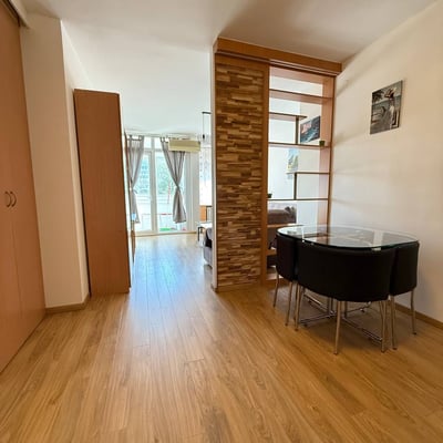 Alquiler de un espacioso apartamento de 2 habitaciones, 42 m², Nuevo Belgrado, Belgrado, Serbia